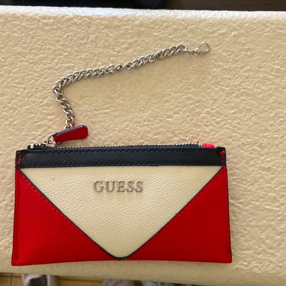 Guess leather zipper case - Picture 2 of 4